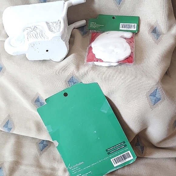 SET OF 3 HOLIDAY CRAFTS - Picture 2 of 5